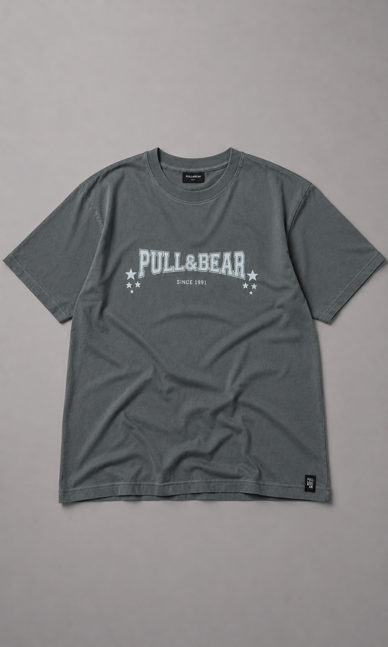 Pull&Bear 1991 T-Shirt back view on model