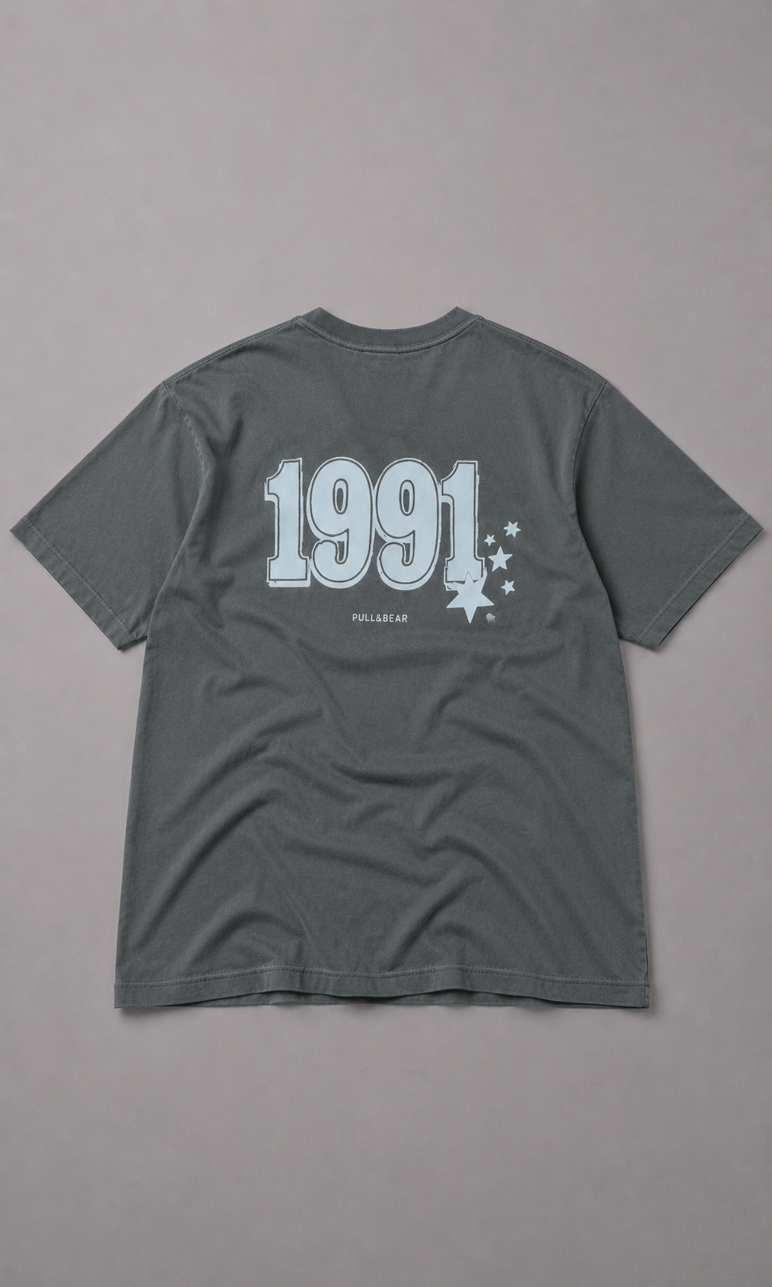 Pull&Bear 1991 T-Shirt front view on model
